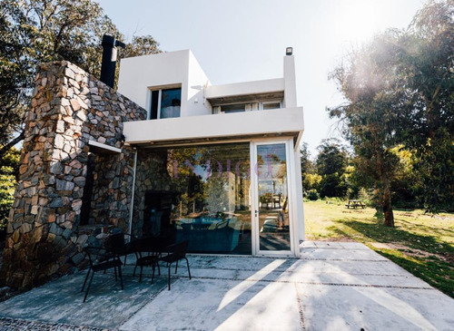 Casa En Alquiler Santa Mónica En Frente A La Laguna, 2 Dormitorios 2 Baños