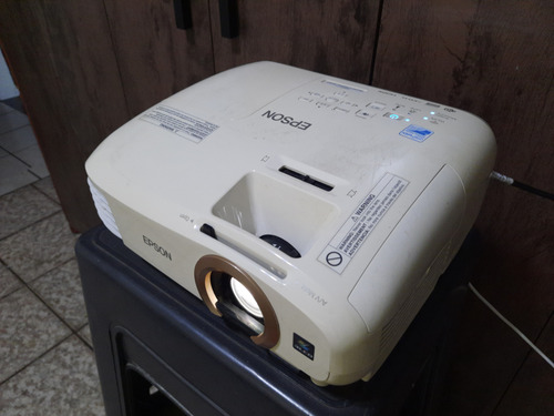 Projetor Epson Powerlite 2045 3d Wi Fi 2200 Lúmens (Usado)
