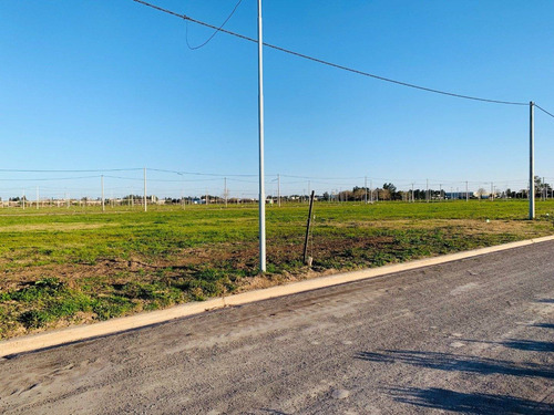 Venta En Ecopueblo, Lote Con Entrega Inmediata De 300 M2.