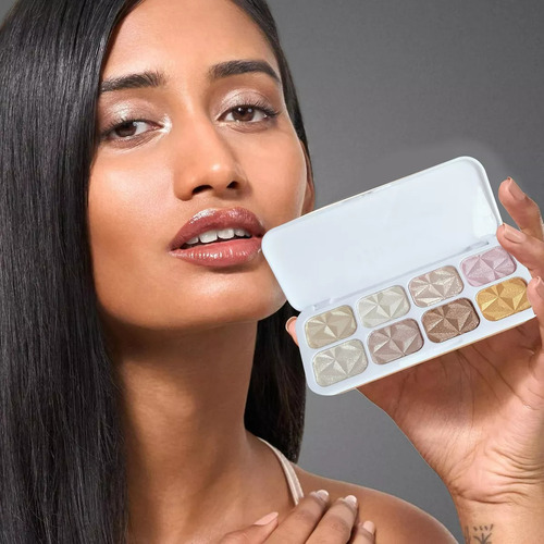 Kit De Maquillaje 8 En 1: Rubor E Iluminador