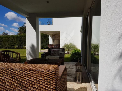 Imagen 10 de 12 de Bustamante Prop. Nordelta Castores 9986 Casa Venta