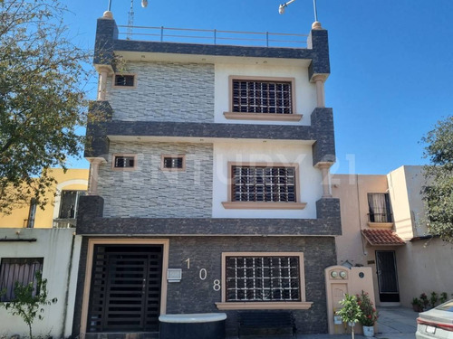 Casa En Venta En Colonia Faisanes, Guadalupe, Nuevo León