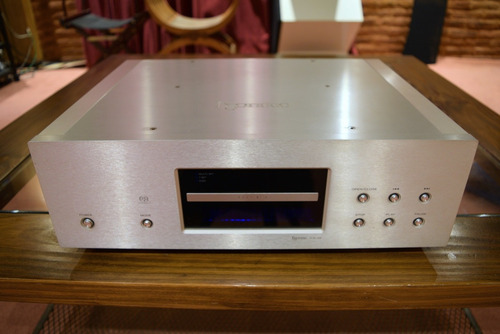 Imagen 4 de 8 de Sacd + Cd Player Marca Esoteric Modelo X-01 D2