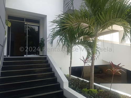 Daniela Linarez Vende Apartamentos Con 140m2 Pisos De Porcelanato Conjunto Con Planta Electrica Areas De Esparcimiento Vigilancia 24h En El Triangulo Del Este Terrazas Del Parque Barquisimeto Lara 