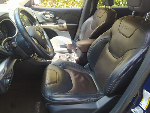 Imagen 12 de 15 de Jeep Cherokee 2015 2.4 Limited At