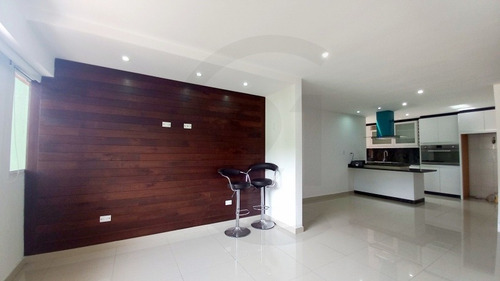 Imagen 5 de 18 de Fl - Alquiler Apartamento Colinas De Las Acacias
