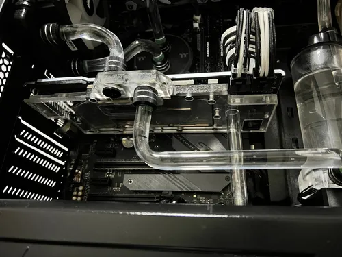Pc Gamer Intel Core I9-9900k 32gb 1tb Nvme 1tb Hdd Rtx 2080 (Usado)