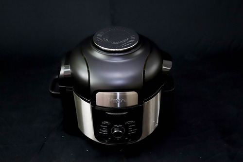 Ninja Foodi Deluxe Pressure Cooker