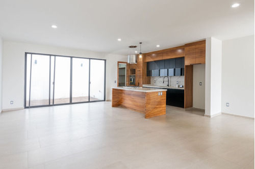 Casa En Venta En San Agustín