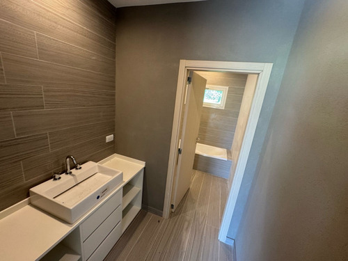 Venta Casa 4 Ambientes A Estrenar Barrio Privado Pinares / Exaltación De La Cruz