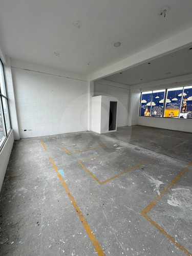 Edificio En Venta En Viveros De La Loma
