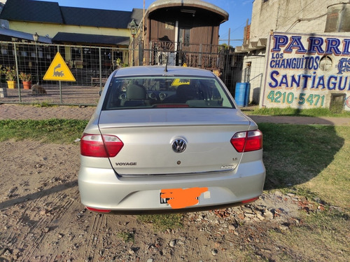 Volkswagen Voyage 1.6 Highline 101cv 2014