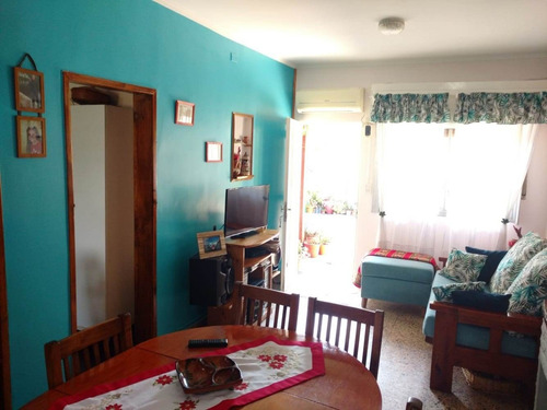Imagen 9 de 14 de Venta - Casa 3 Ambientes - Excelente Estado