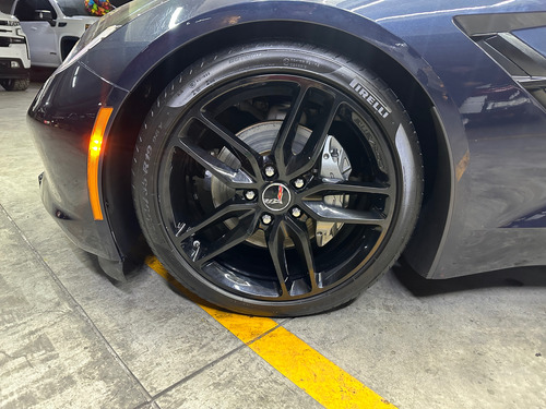 Chevrolet Corvette 6.2 Stingray Z51 At