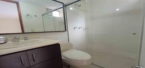 Apartamento En Arriendo Ubicado En Envigado Sector Benedictinos (27092).