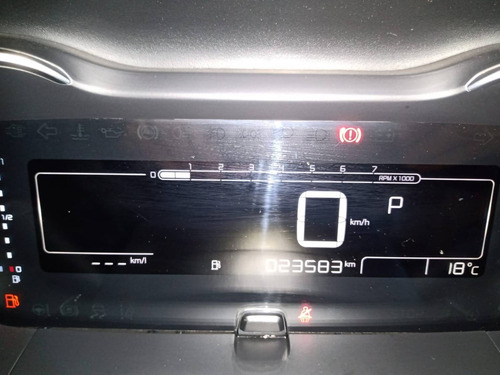 Imagem 11 de 11 de Citroën C4 Cactus 1.6 Vti 120 Flex Feel Pack Eat6