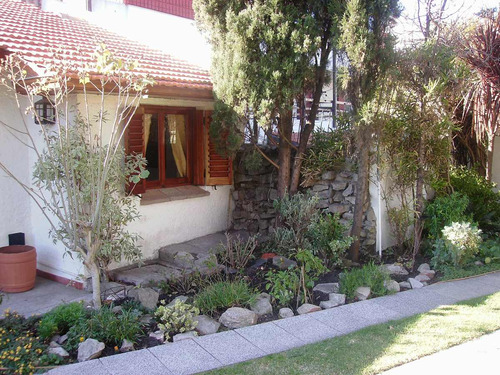 Imagen 7 de 13 de Chalet En Mogotes A Pasos Del Mar - 5 Personas - Wi Fi - Gran Parque - Estacionamiento -