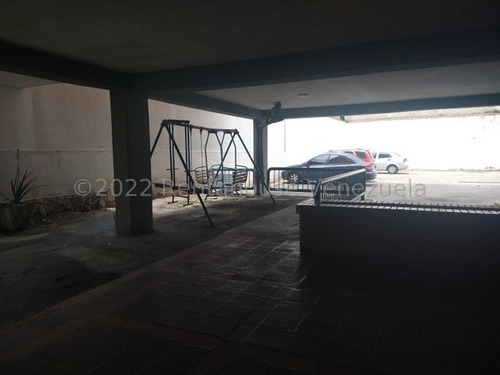 Imagen 25 de 30 de Apartamento En Alquiler Barquisimeto 22-24787 Jpg 04143500859
