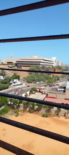 Imagen 5 de 14 de Venta Apto Amoblado Av.milagro Maracaibo