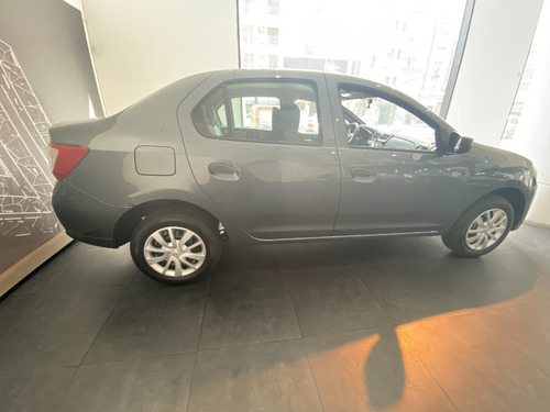 Imagen 17 de 25 de Renault Logan Life 1.6 Patentado Oferta 2023 Tomo Permuta Jl