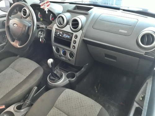 Imagem 8 de 9 de Ford Fiesta Class 1.6