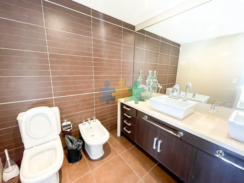 Imagen 17 de 20 de En Venta, Hermoso Apartamento Con Todos Los Servicios - Punta Del Este