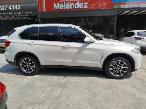 BMW X5 XDRIVE50I TP 4400CC T V8