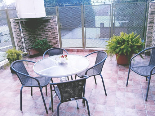 Venta De Casa Ideal Dos Familias Bernal