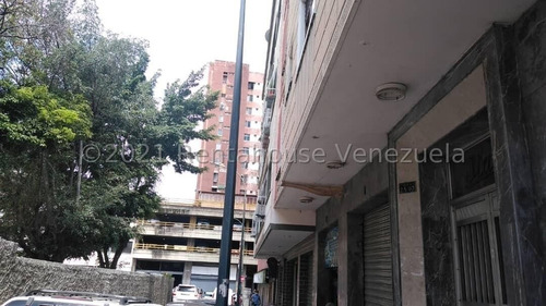 Imagen 17 de 17 de Acogedor Apartamento En Venta. Urb. Chacao. Mls #22-3913 Vanessa Sayago. 04125866548