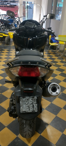 Imagen 4 de 10 de Yamaha T Max 500 2008