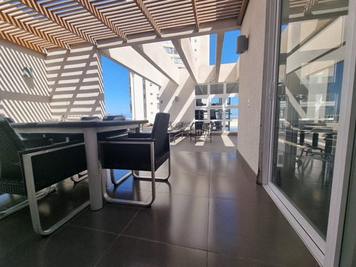 Se Arrienda Depto 2d+2b+1est Sin Amoblar 1.000.000/ Semiamob