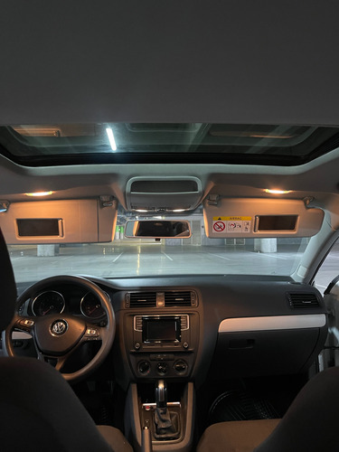 Volkswagen Jetta 2.5 Comfortline At