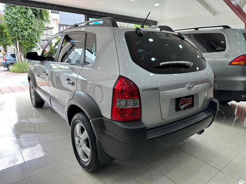 Imagen 6 de 13 de Hyundai Tucson Gl