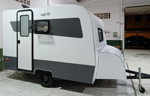 Trailer Home Para 4 Pessoas Modelo 320 C/ Cozinha E Banheiro