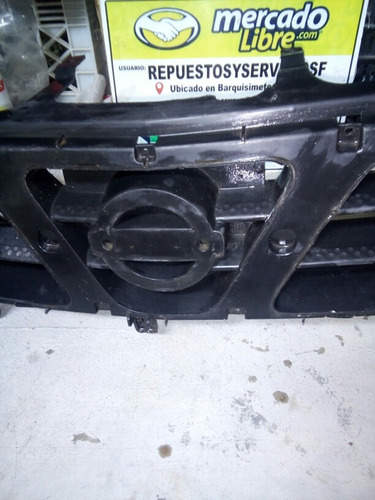 Base De Parrilla Frontal  Para Nissan Xtrail 