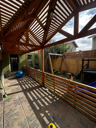 Se Vende Casa En Condominio En Calle Los Suspiros San Bdo
