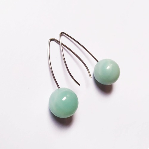 Imagen 1 de 2 de Aretes De Amazonita Y Acero