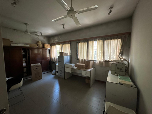 Local En Venta - 513 M2 Deposito En Doble Altura - San Cristobal - Proximo A Av. Independencia.