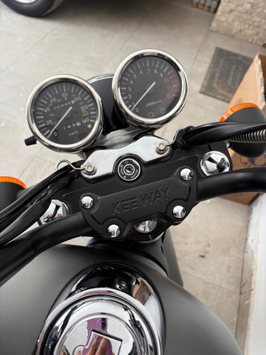 Keeway Superlight 200