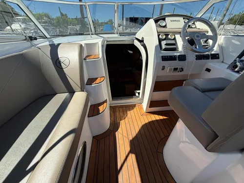 Crucero Klase A 34 Open Motor Volvo Nafta 350 Hp Dp Año 2017