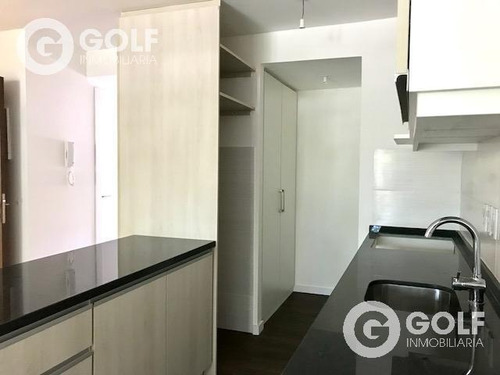 Vendo Apartamento De 2 Dormitorios, Garajes Opcionales, Centro