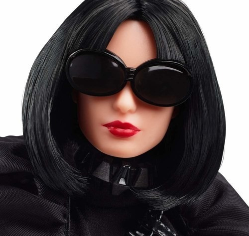 Imagem 6 de 6 de Boneca Barbie Collector Star Wars Darth Vader X Nova 2020