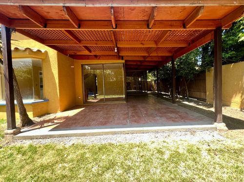 Venta Casa/condominio/peñalolén/fco. Otta