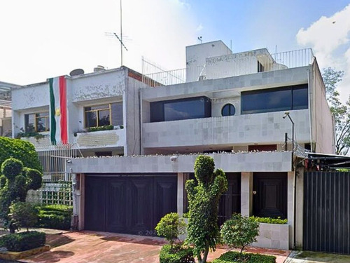 Casa En Remate  En Paseos De Taxqueña Coyoacán  Scb