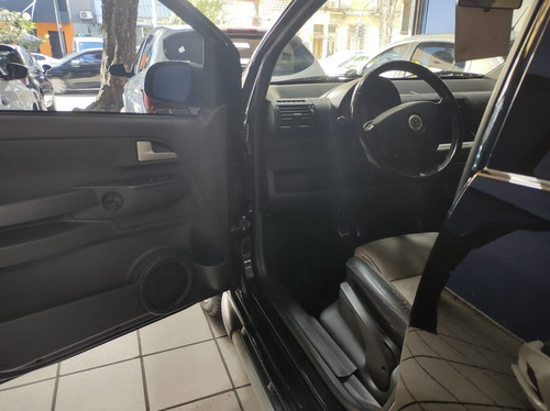 Imagen 5 de 11 de Volkswagen Crossfox Trendline Cuero 1.6 5ptas 2007 Nueva