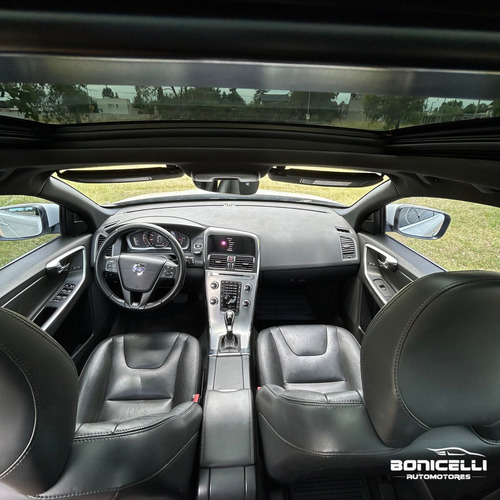 Volvo XC60 2.5 T5 Momentum