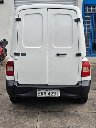 Volkswagen Saveiro 1.6 Cab. Simples Total Flex 2p