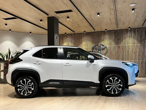 Toyota Yaris Cross 1.5 Hev Xs