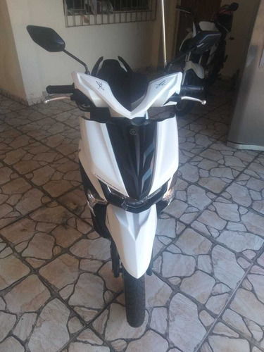Imagem 2 de 9 de Yamaha Neo Automática