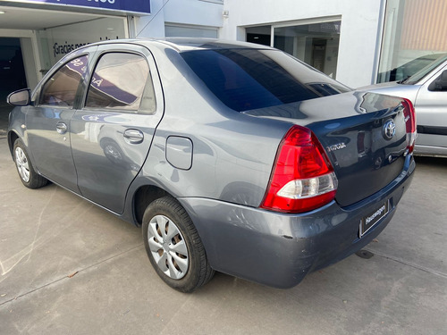Toyota Etios 1.5 Sedan Xs